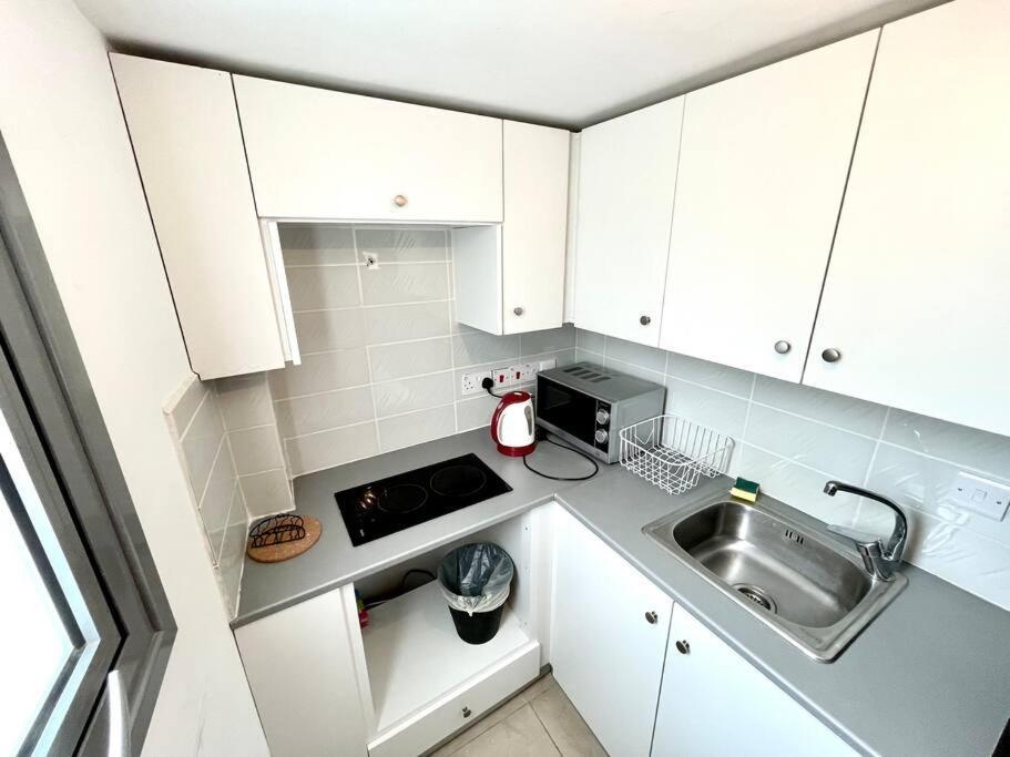 شقة Demetra 1 Bdr Down Town Nicosia By Platform 357 المظهر الخارجي الصورة